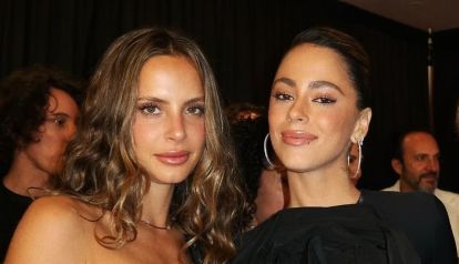 Carola Gil y Tini Stoessel