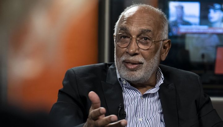 Murió el periodista Oscar “El Negro” González Oro, a los 74 años, en Uruguay