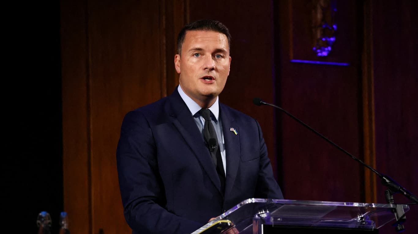 Wes Streeting sostuvo que Argentina carece de la capacidad militar para tomar el archipiélago y rechazó las pretensiones de soberanía de Javier Milei.