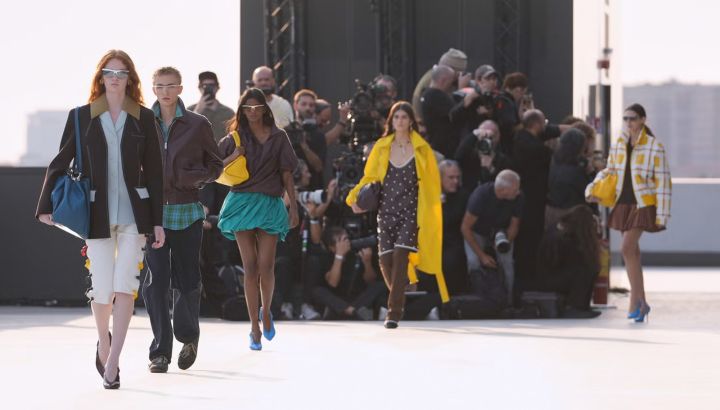 Moschino Primavera-Verano 2027: Messina y Rizzo reactivan la ironía sin imitarla
