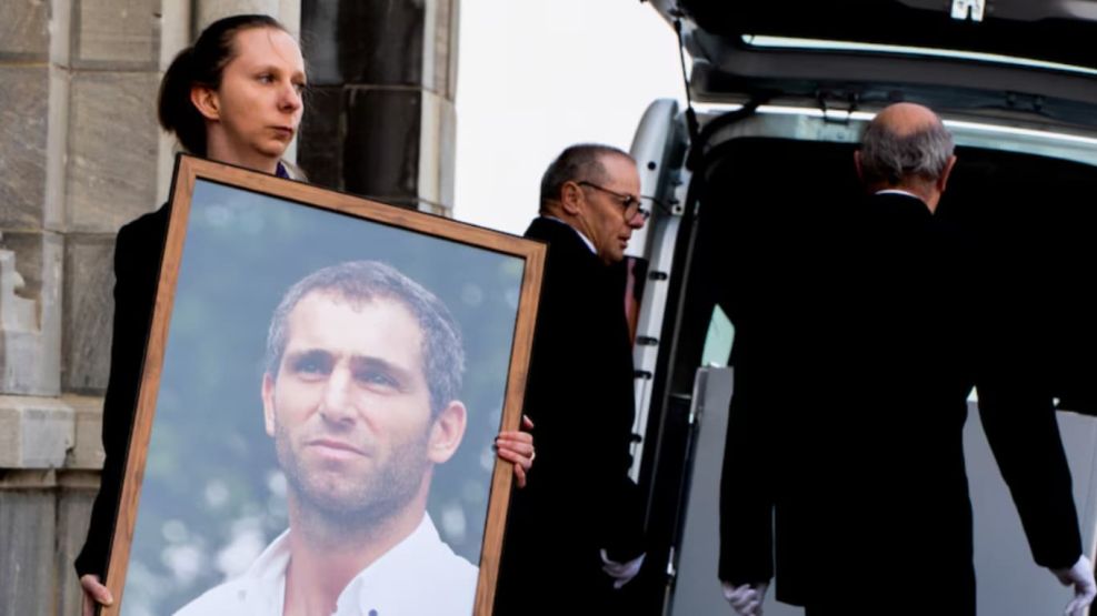 La familia de Federico Martín Aramburu recibió con alivio la sentencia de la Justicia francesa.