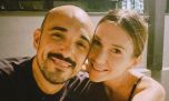 Mora Calabrese, la esposa de Abel Pintos, expresó su profundo dolor por la muerte de su padre