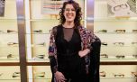 Carla Di Sí celebra el origen del diseño de anteojos hecho por manos argentinas, con el relanzamiento de DANDY 