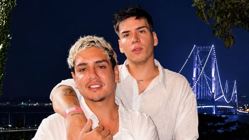 Kennys Palacios y su esposo