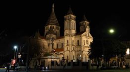 Iglesia Medalla Milagrosa Iluminada