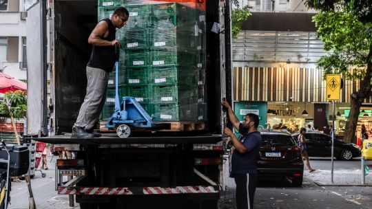 Brazil job creation beats all forecasts days before election