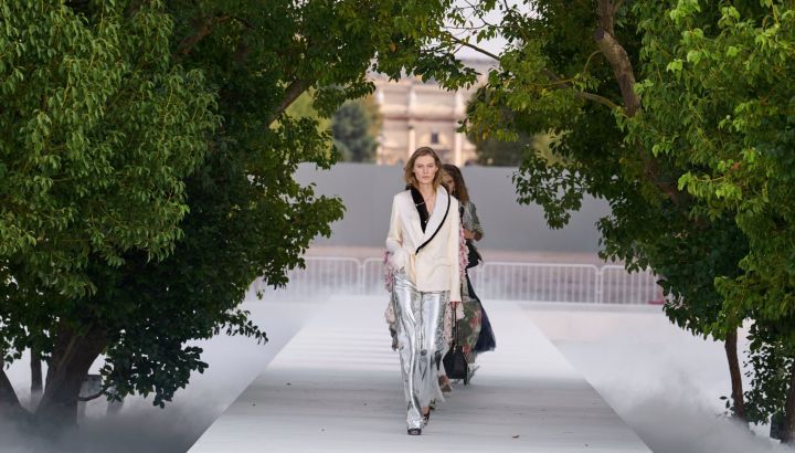 Dior Primavera-Verano 2027: Jonathan Anderson explora una nueva feminidad