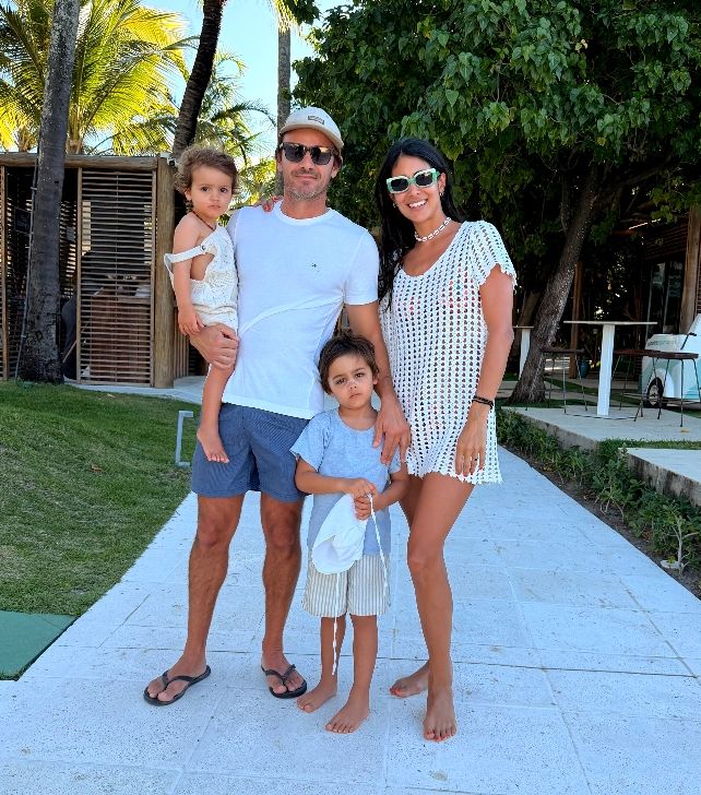 Valentina Barrios y su familia de vacaciones