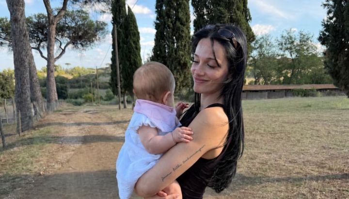 Oriana Sabatini sorprendió al subir un emotivo resumen de su mes junto a Paulo Dybala y su hija Gia