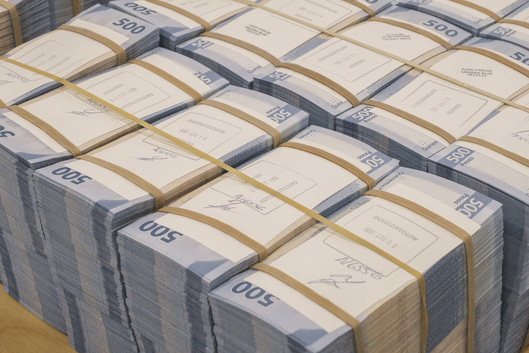 Banknote Printing at the Banxico Facility as Peso Continues to Underperform