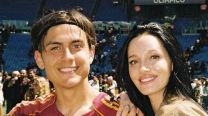Después de que no lo dejaran volver a la Argentina, Paulo Dybala mostró cómo es su vida en Roma: amigos, familia y el apoyo de Oriana y Gia