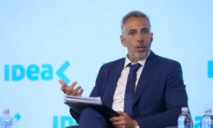 Diego Luciani en el Coloquio de IDEA
