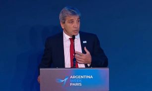 Luis Caputo en la apertura del Argentina Week París 