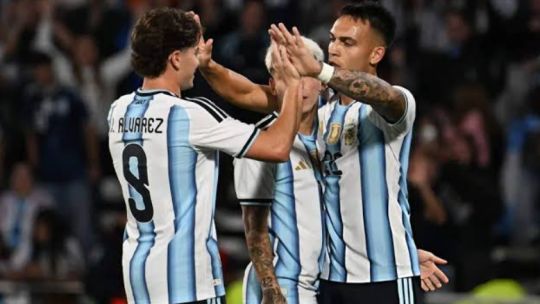 Julián Álvarez y Lautaro Martínez