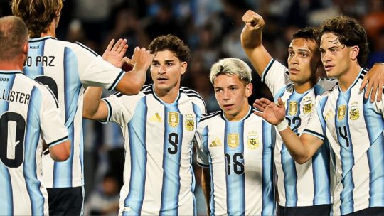 La Selección Argentina dio un firme primer paso en la renovación que ya empezó a florecer