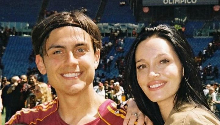 Después de que no lo dejaran volver a la Argentina, Paulo Dybala mostró cómo es su vida en Roma: amigos, familia y el apoyo de Oriana y Gia