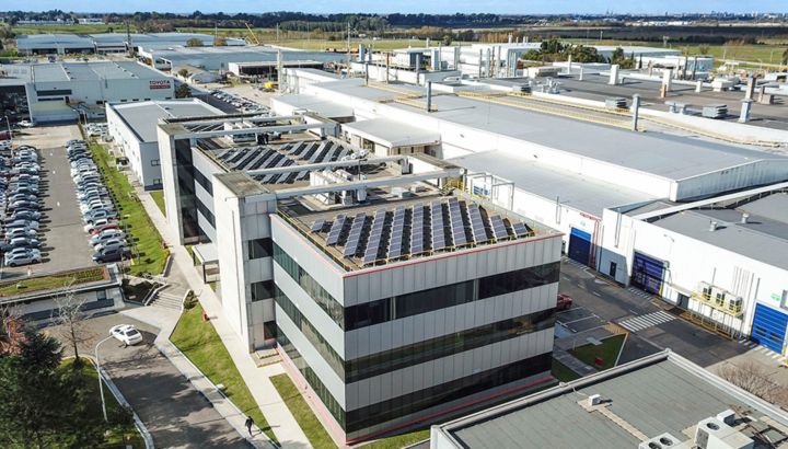 Toyota prepara una inversión récord en Argentina: qué vehículo electrificado producirá y cuánto dinero pondrá