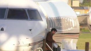 Lionel Messi en el aeropuerto de Rosario