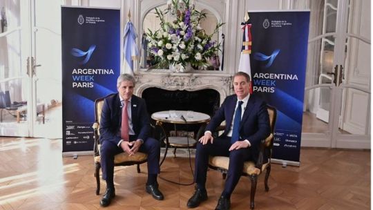 Argentina pone precio a la ciudadanía: US$350.000 para un solicitante y US$500.000 para una familia