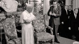 031026_papa_juan_pablo_alfonsin_cedoc_g