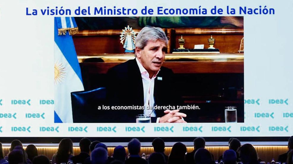 031026_luis_caputo_idea_cedoc_g
