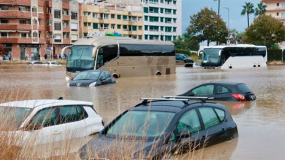 Barcelona sufrió fuertes tormentas e inundaciones.