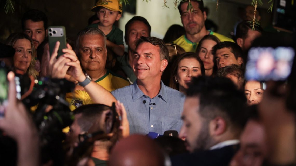 Bolsonaro pushes Lula to brink of defeat ahead of Brazil run-off