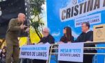  Quiénes son los artistas que montaron una obra contra la "proscripción" de Cristina Kirchner