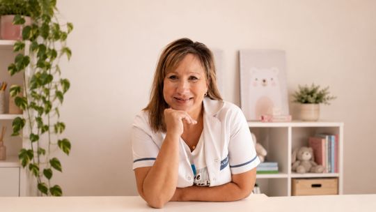 Dra. Cecilia Vaula: una pediatría que acompaña la crianza y los desafíos de la maternidad
