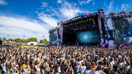 Lollapalooza Argentina 2027: ya está el lineup completo con Travis Scott, TINI, Charli xcx y The Killers