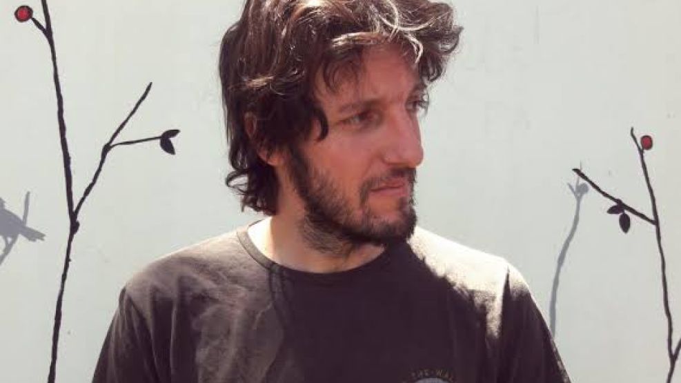 Alan Talevi es escritor, editor e investigador.