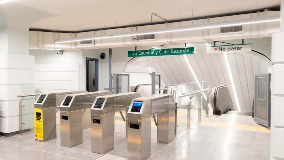 Reabrió una estación clave del subte D 