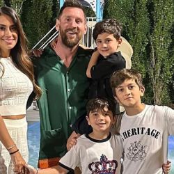 Alejado de la Selección, Messi tendrá más tiempo libre para disfrutar con su familia.
