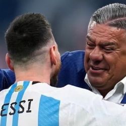 Lionel Messi y Claudio Tapia | Foto:CEDOC