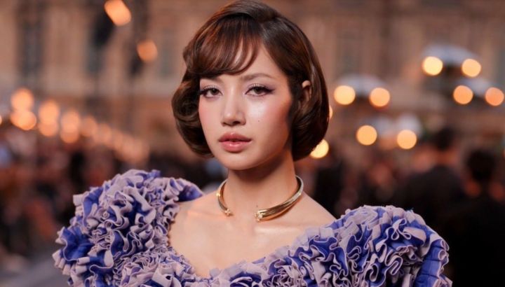 Lisa de BLACKPINK, princesa de Louis Vuitton, lució un look apoteósico durante la Semana de la Moda de París que fue furor