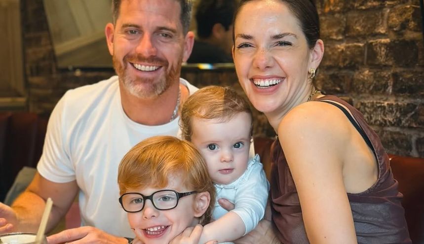 Julieta Nahir Calvo junto a su familia