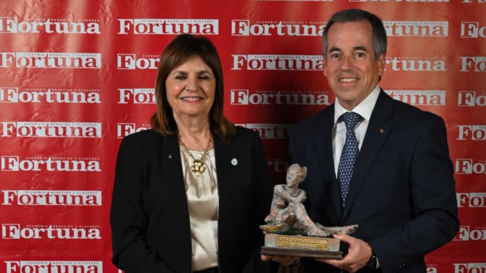 Premios Fortuna 2026  Patricia Bullrich, senadora nacional por la Ciudad Autónoma de Buenos Aires y Gustavos Salinas, presidente de Toyota