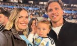 El look de Faustino, el hijo de Eva Bargiela, en la despedida de Lionel Messi: careta, la camiseta de su tío y medias