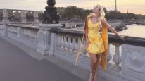 Luisana Lopilatos en París