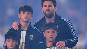 Lionel Messi junto a Thiago, Mateo y Ciro