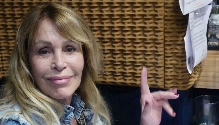 El presente de Pata Villanueva a los 75 años, después del accidente que casi le cuesta la vida: en Punta del Este, cuidada y acompañada