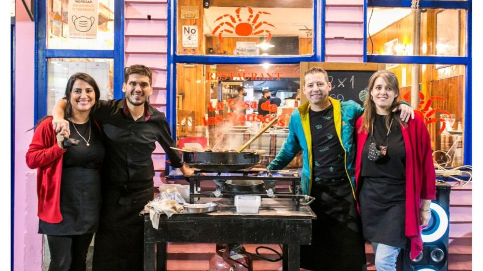 La Casa de los Mariscos: una historia de amistad, trabajo y sabores en el fin del mundo