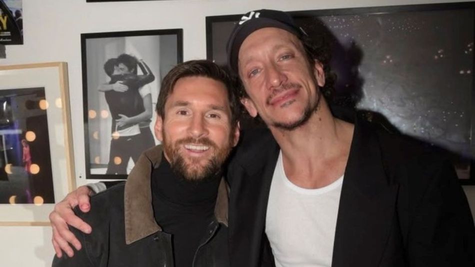 Lionel Messi y Nico Vázquez