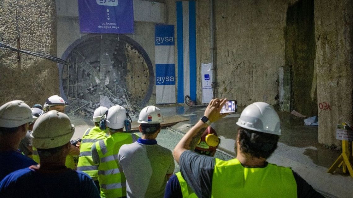 State water utility AySA to return to private hands in US$340-million deal