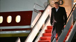 Trump llegando este jueves a la Base Andrews, en Maryland.