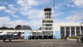 Encontraron muerto a un soldado de un disparo en la cabeza en la Base Aérea de Morón y todo apunta a un posible suicidio