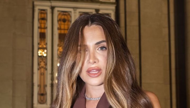 Cuero y botas texanas: el look de Cami Homs que fusiona dos tendencias