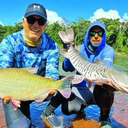 En el río De los Sueños las especies llegan a tener portes de entre 4 y 9 kilos, y su forma de pelear es oponiendo el cuerpo a la correntada. 