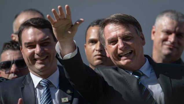 Jair y Flavio Bolsonaro