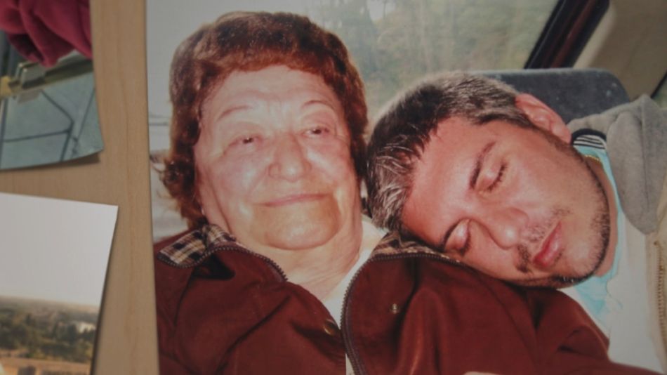 Matías Bagnato y su abuela